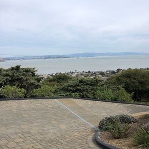 Meet your Posher, Ronald